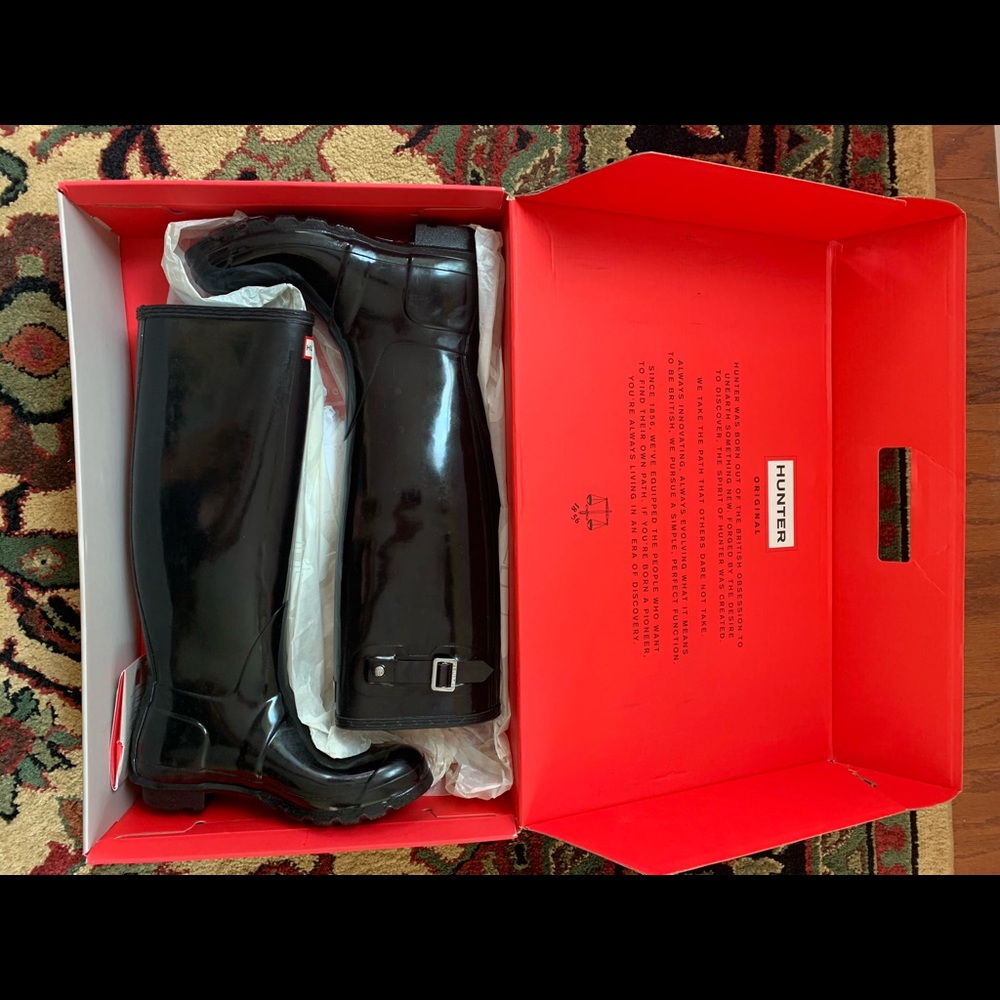 COPY - Hunter boots wmn color black orig tall gloss sz 8